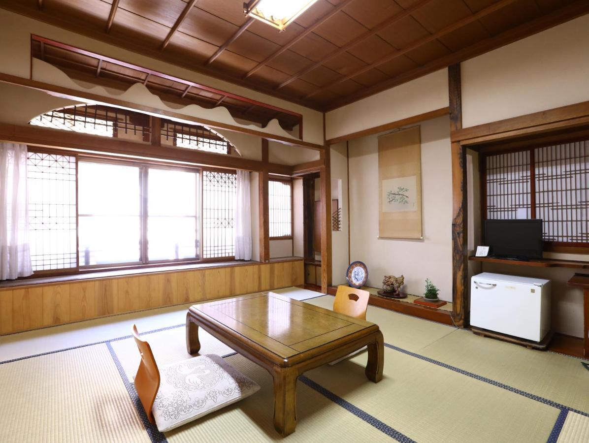 Ikariya Ryokan Yamanouchi  Esterno foto
